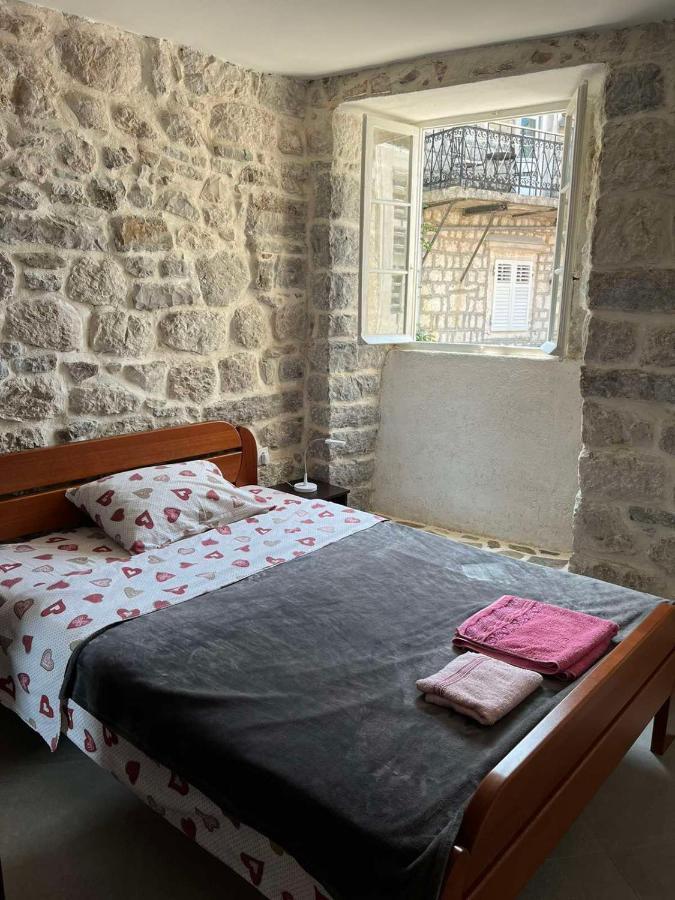 Apartman Dado Perast Esterno foto